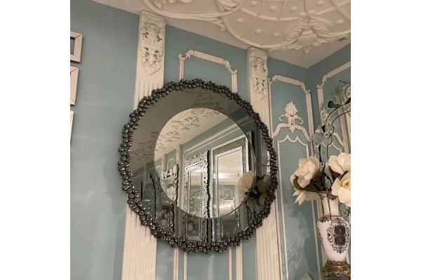 Vintage Vanities With Mirrors For Bathroom Renovation